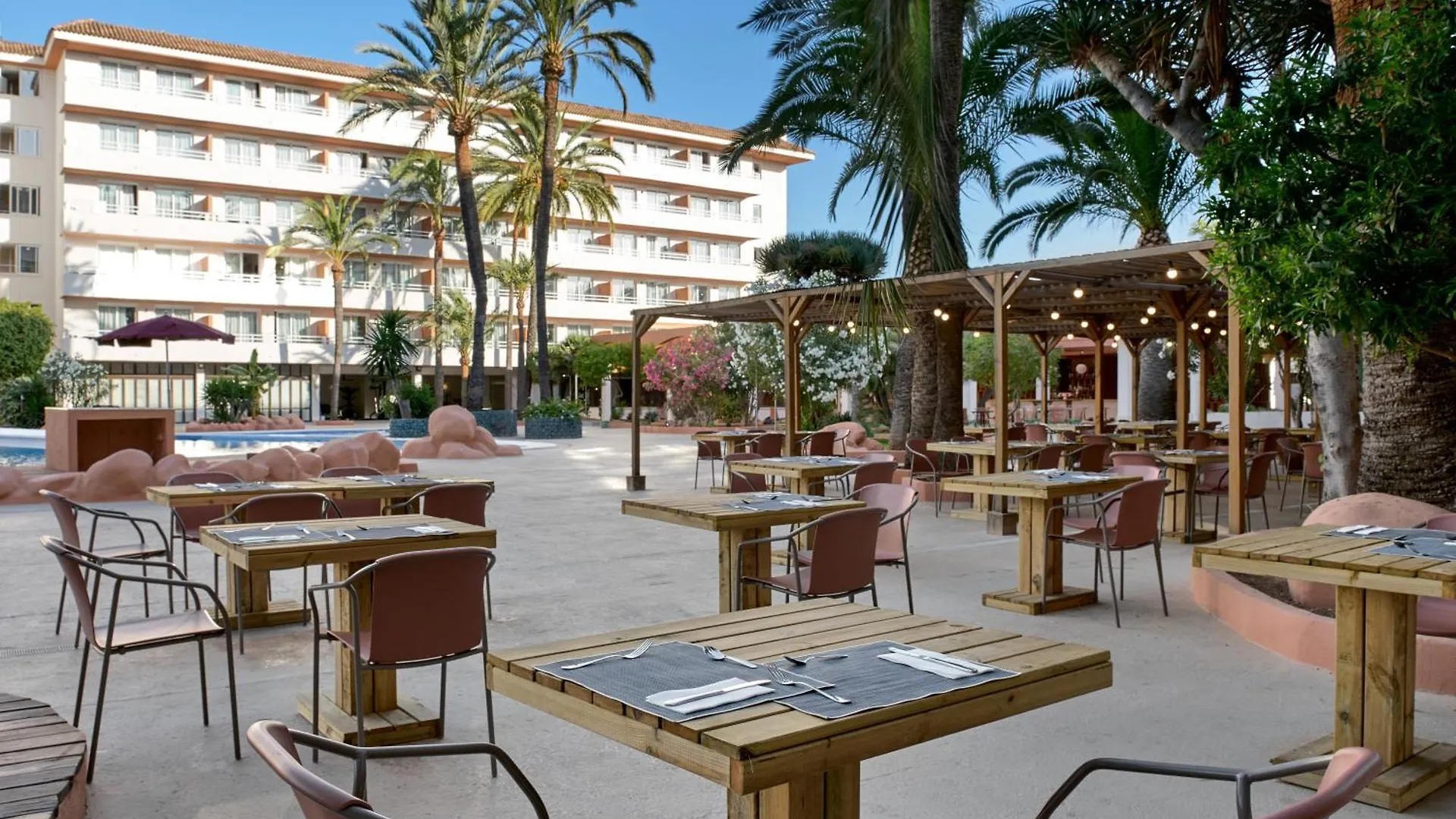 Tent Calvia Beach Magaluf